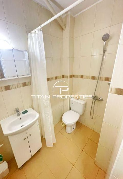 Дава се под наем Двустаен апартамент в Варна, Общината - 57 кв.м за 350 € - Снимка #4