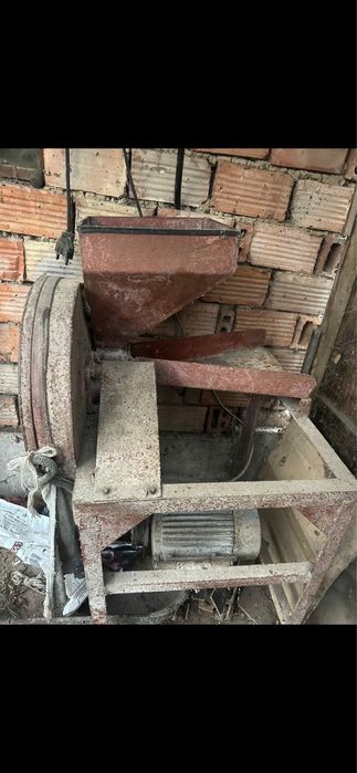 Фуражомелка с мотор 2.2 kw