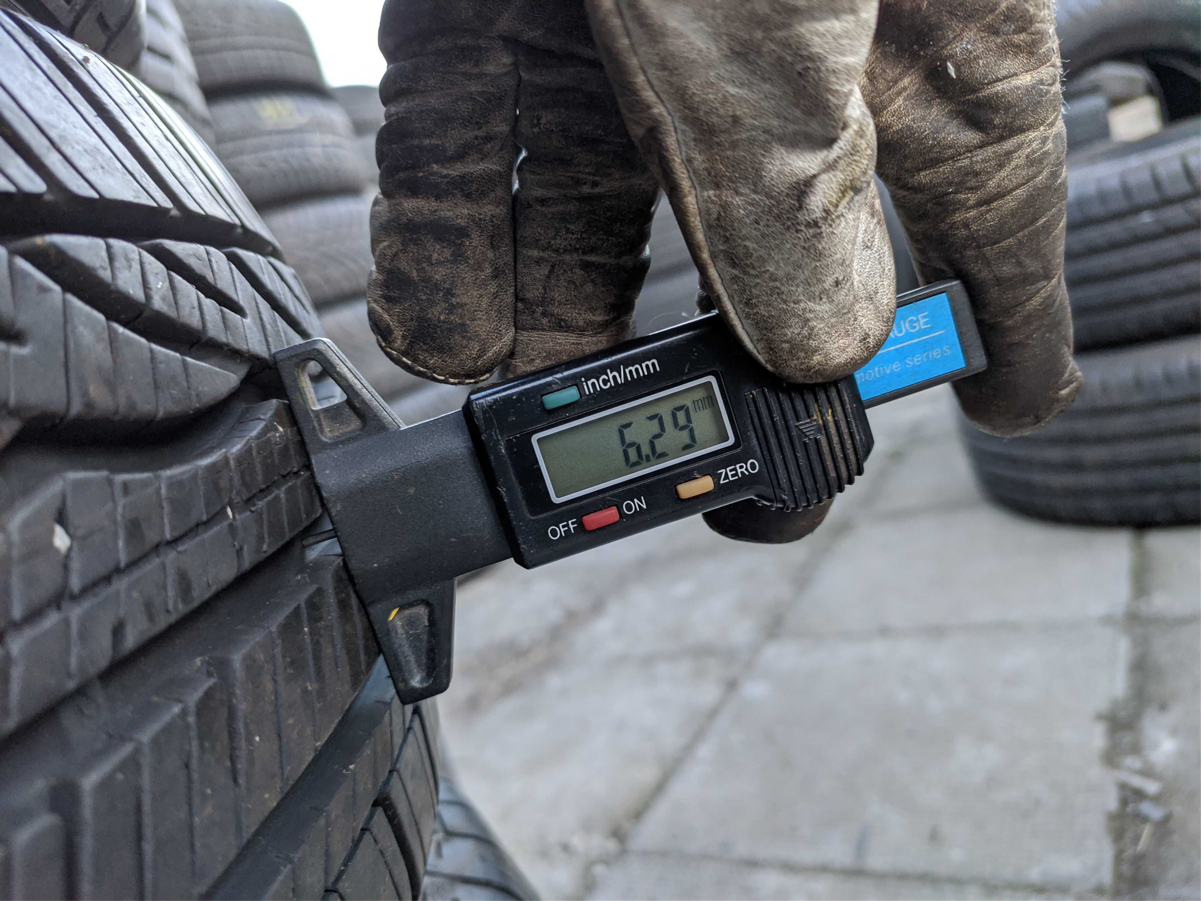 4бр Всесезонни гуми 185 60 15 - Dunlop