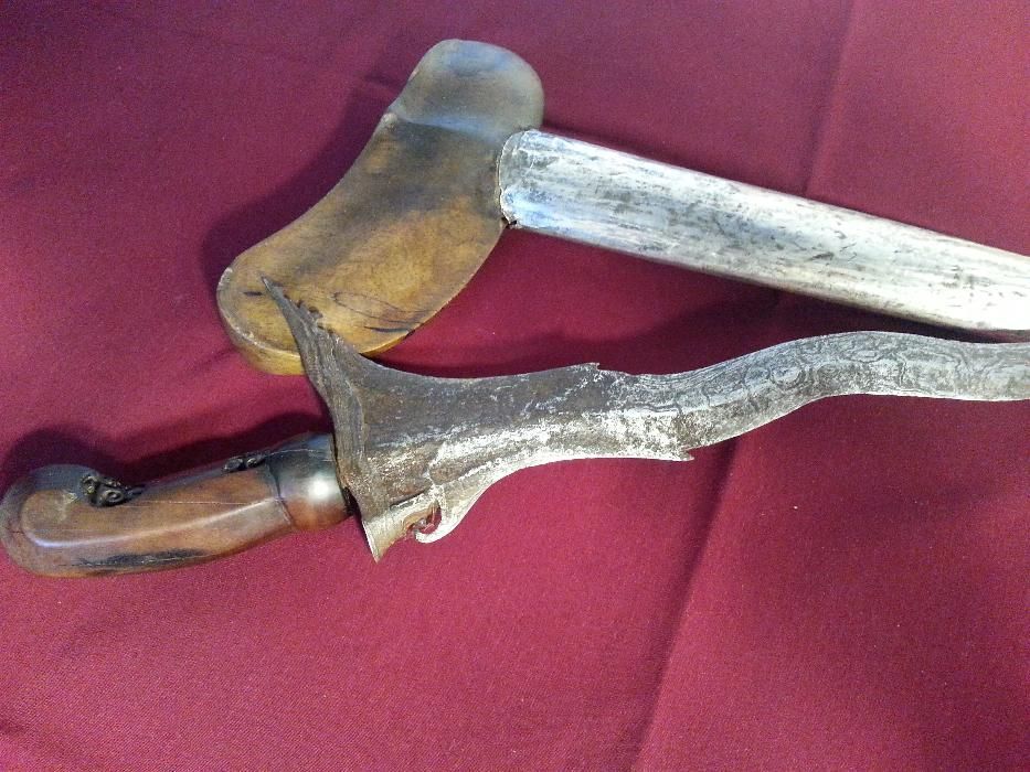 Уникална Кама КРИС , Керис Дамаска Стомана, Сребърна Кания