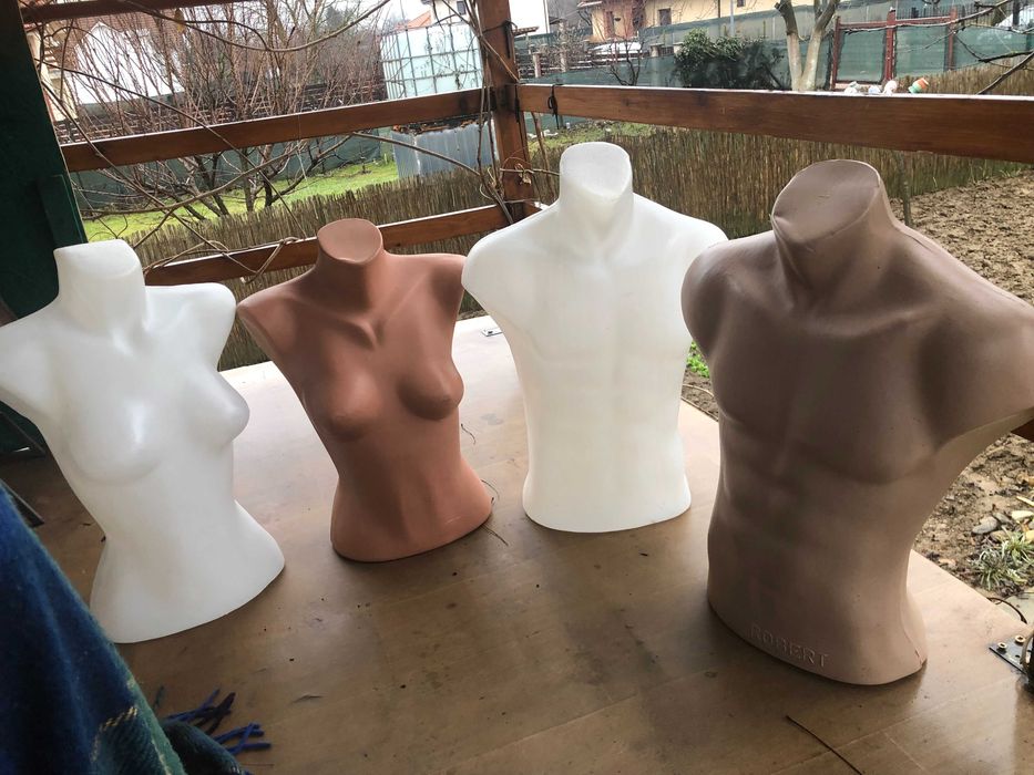 busturi din plastic