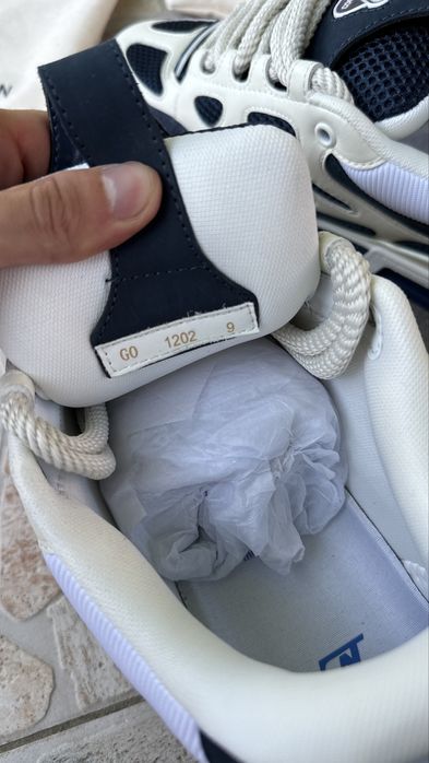 Adidasi Louis Vuitton Skate Albastrii Noi
