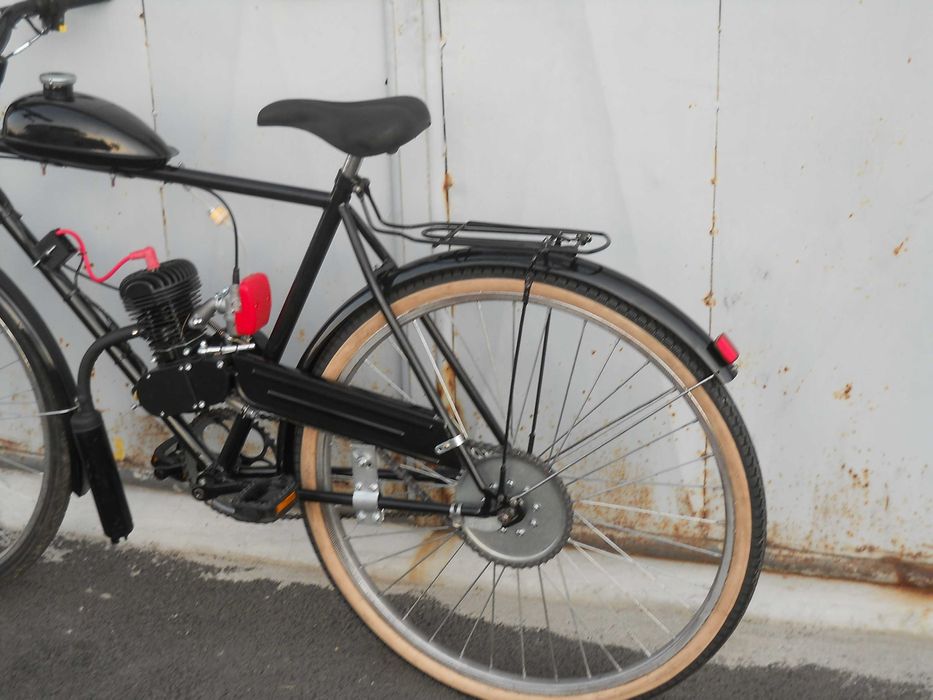 bicicleta cu motor  termic 2t