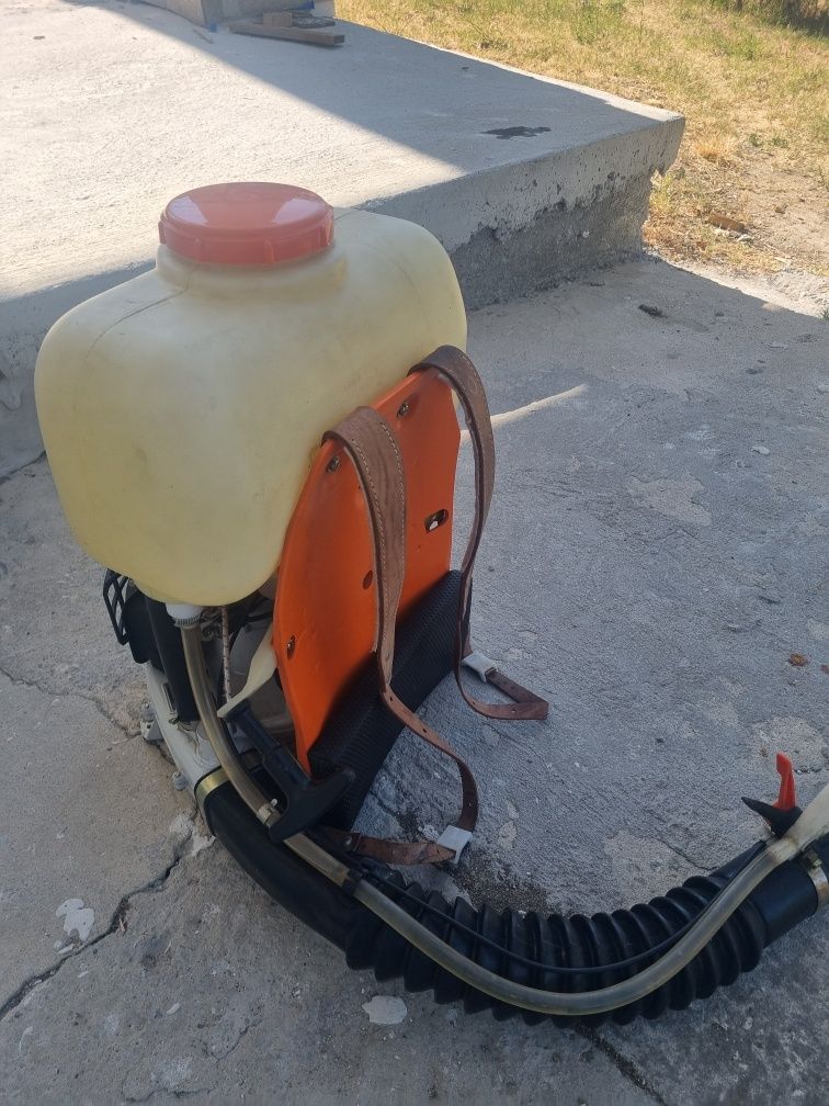 Моторна пръскачка STIHL