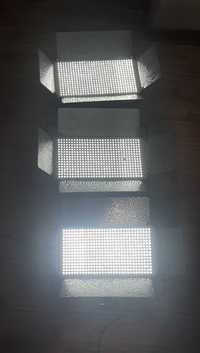 SET (3 lumini) profesionale pe LED (512 led-URI / lampă)+ acumul. Sony