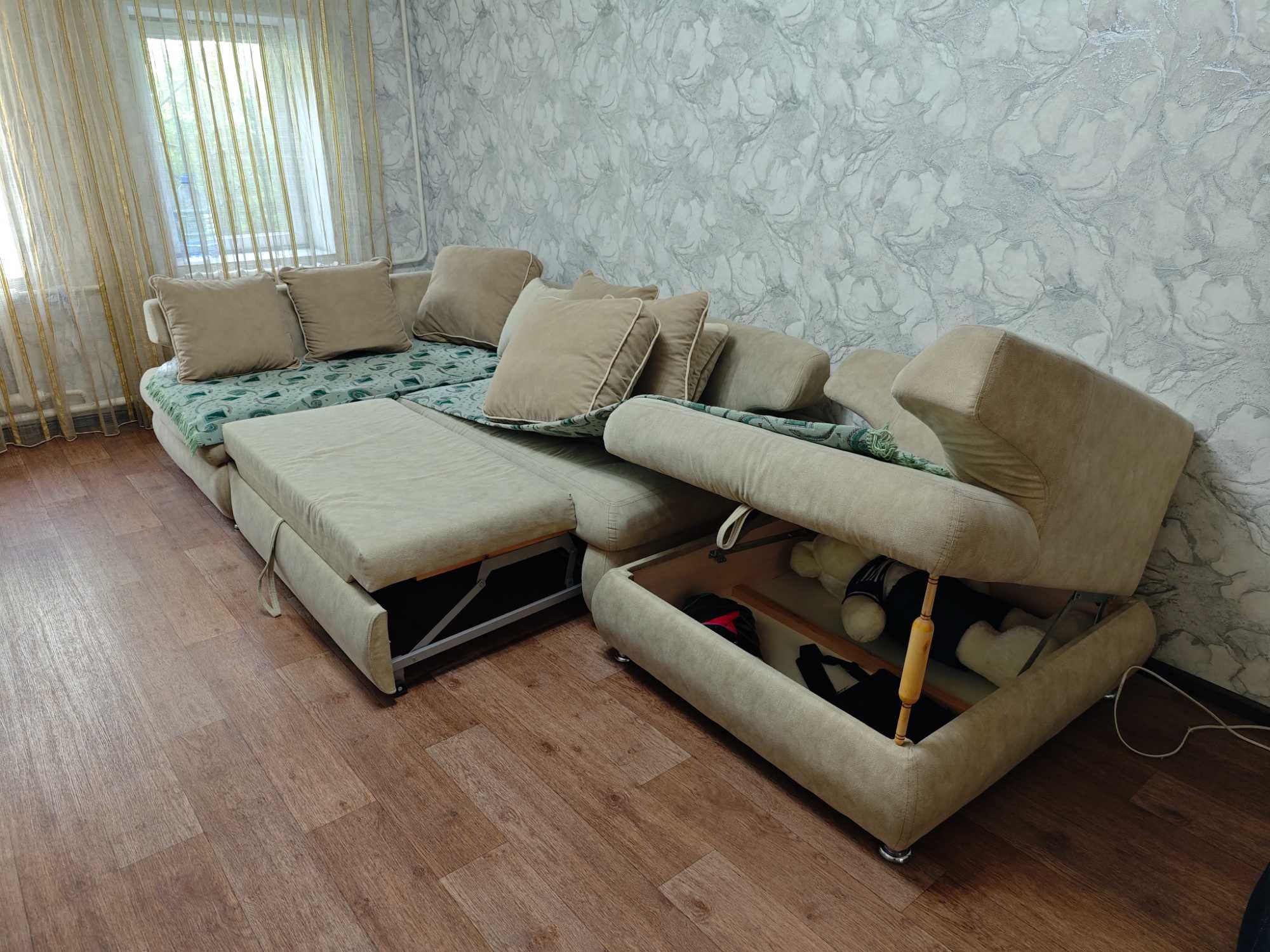 угловой раздвижной диван