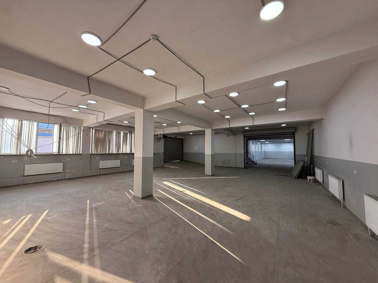 Аренда Автосалон, Сервис, 1500 М2 Сергели мошина бозор йулида
