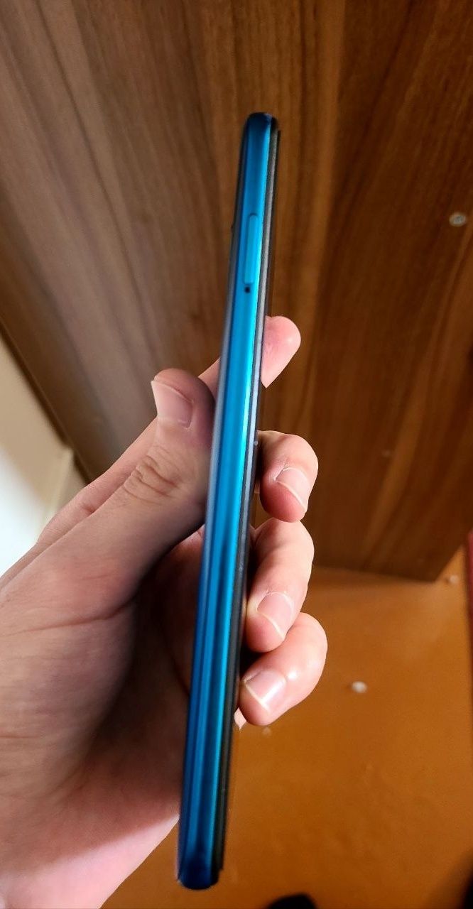 Redmi Note 9S Ideal holatda.