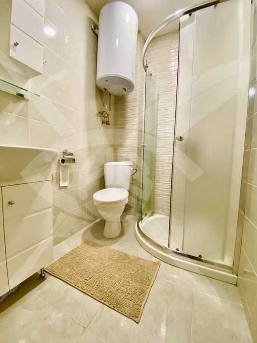 Дава се под наем Тристаен апартамент в Варна, Гръцка махала - 70 кв.м за 1000 € - Снимка #6