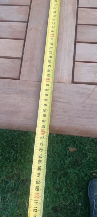 Set Masă cu 6 scaune din lemn