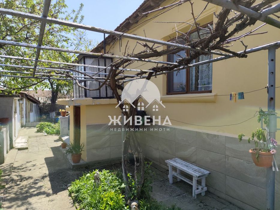 Продава къща в гр. Каварна, обл. Добрич