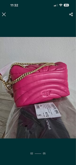 Нова чанта на Pinko