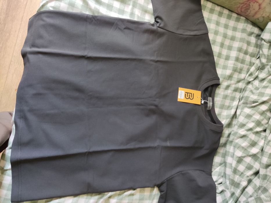 Продам  новую мужскую футболку фирмы Faboo