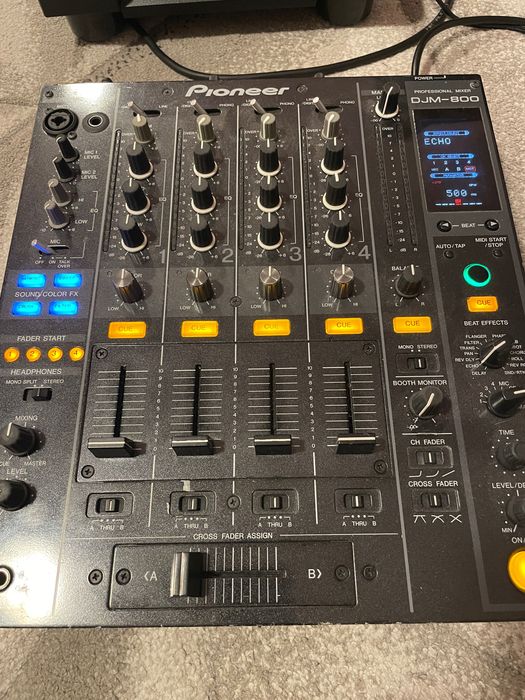 Pioneer DJM 800 Stare foarta buna!!!