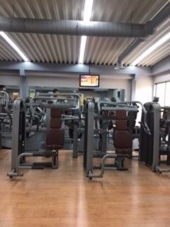 Depozit aparate fitness technogym