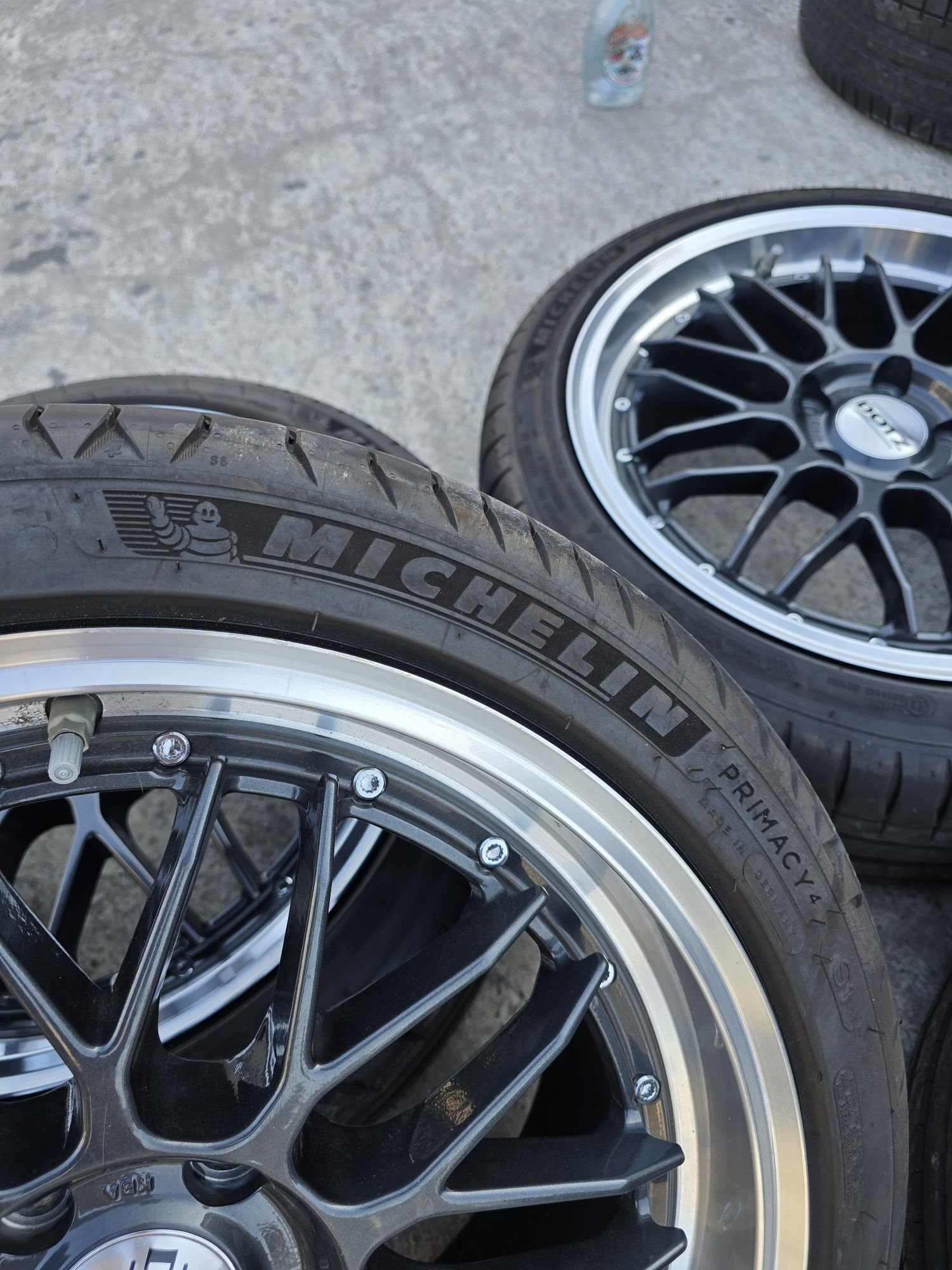 1 Броя Гума 225/40/18 Michelin Primacy 4 6,8mm 23dot