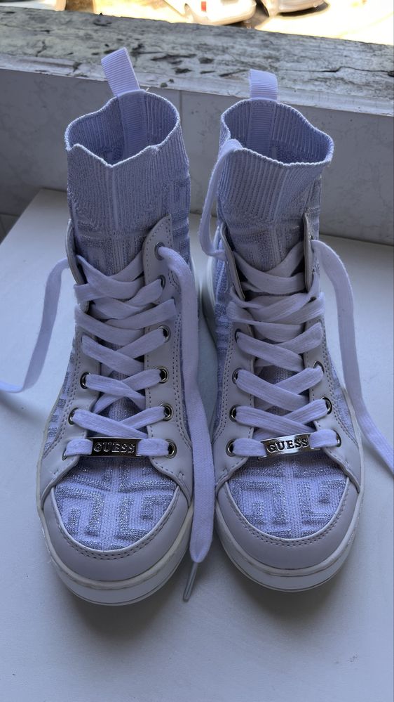 Дамски обувки Guess
