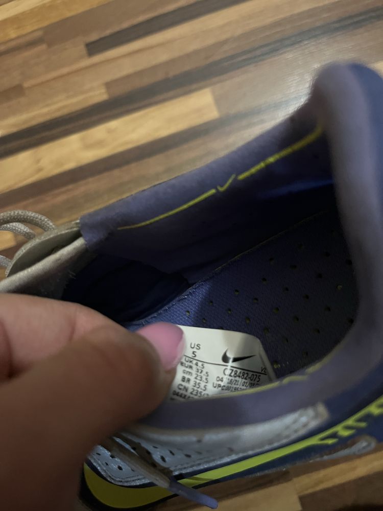 Бутонки Nike tiempo