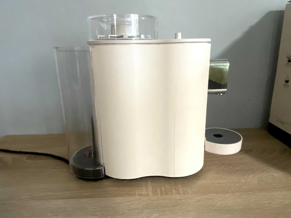 Kафемашина с капсули Coffee B by Cafe Royal