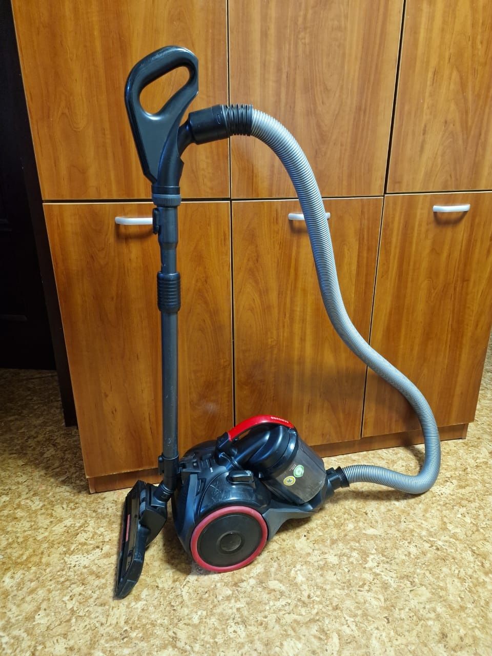 Пылесос SK15K4116VR