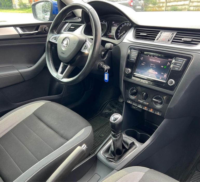 Skoda Rapid 1.0 TSI 90 CP Navigatie mare, LED, Inmatriculata Ro