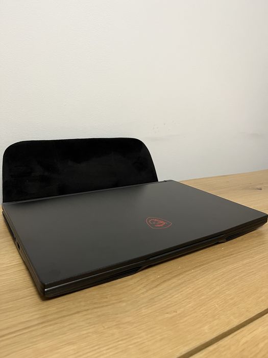 Laptop Gaming MSI i5 GTX 1650 16 GB RAM