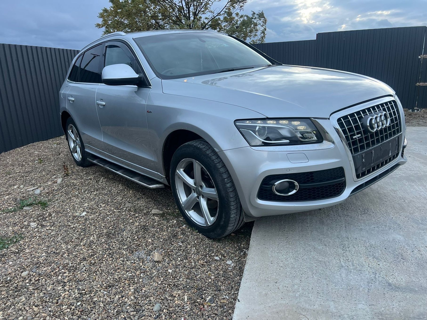 Dezmembrez / Dezmembrari / Piese Audi Q5 S-Line 2.0TDI CGLC 2008-2012