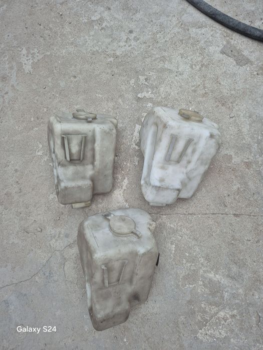 Бачок омывателя BMW E34 M60