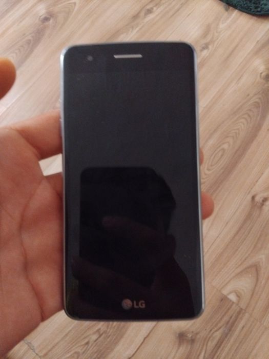 Vând telefon LG impecabil fără nicio problema