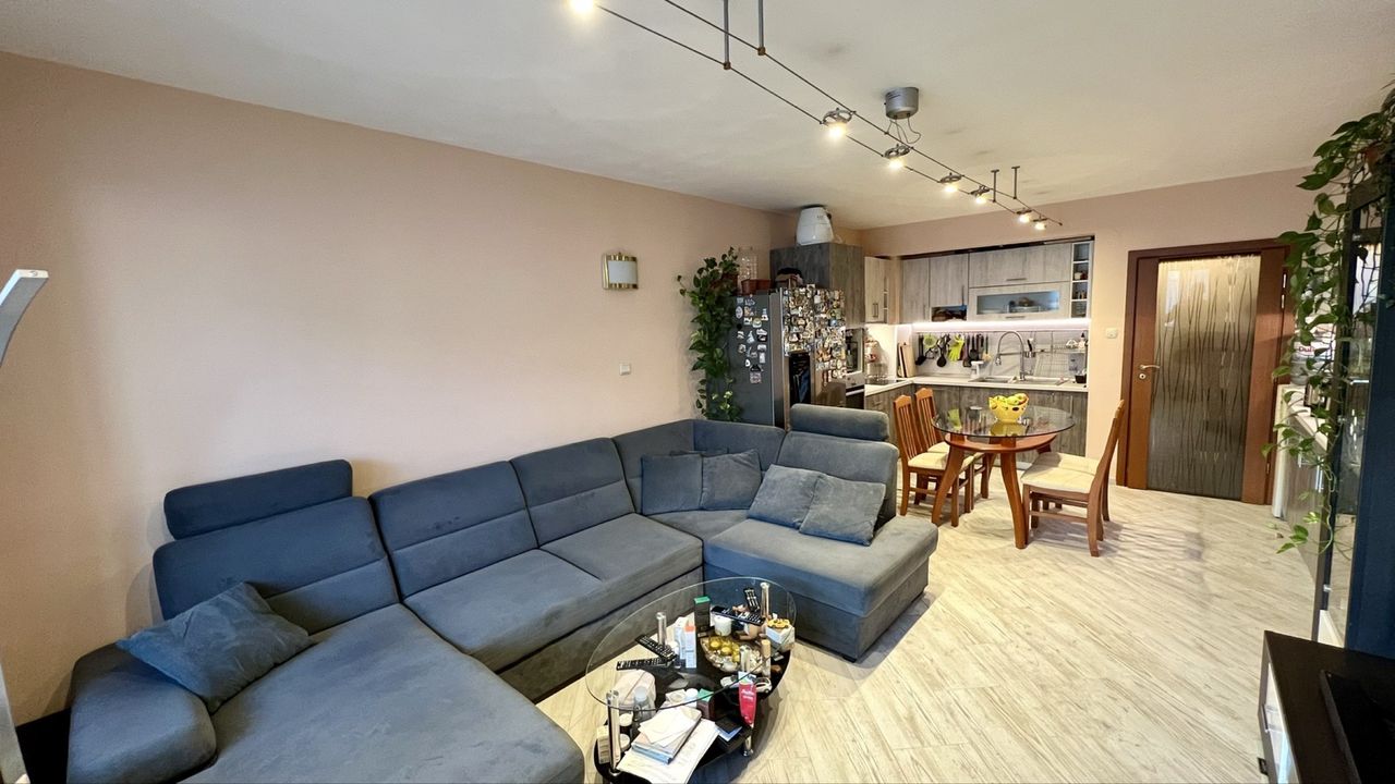 Продава се Четиристаен апартамент в София, Люлин 9 - 137 кв.м за 1752 €/кв.м - Снимка #15