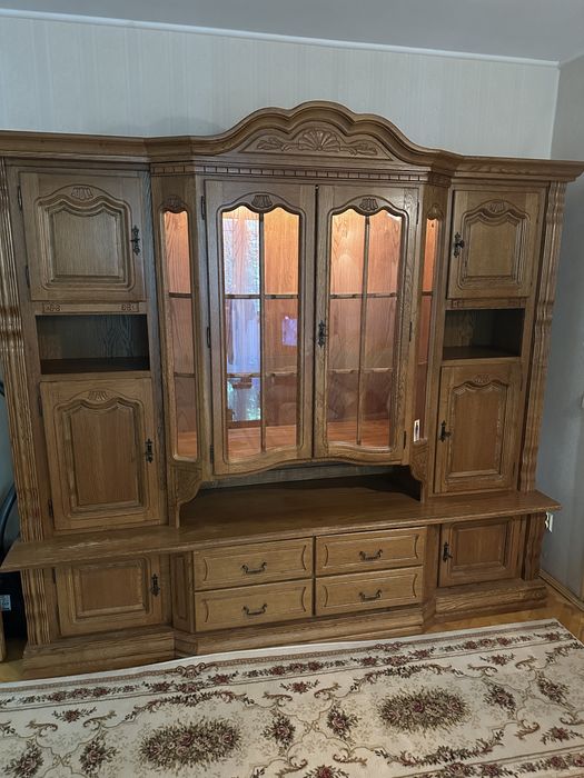 Vitrina / mobila lemn masiv