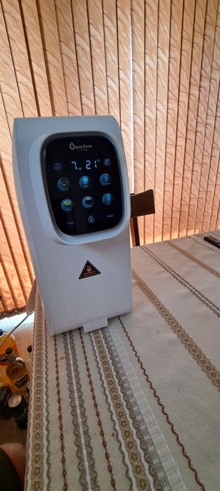 Диспенсър за пречистване на водата.