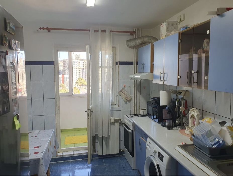 Vand apartament cu 3 camere Gara Obor