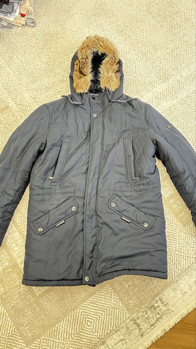 Продам зимнюю  куртку