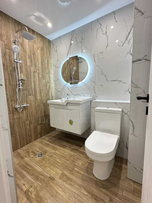 Продава се Тристаен апартамент в Пловдив, Съдийски - 96 кв.м за 1844 €/кв.м - Снимка #7