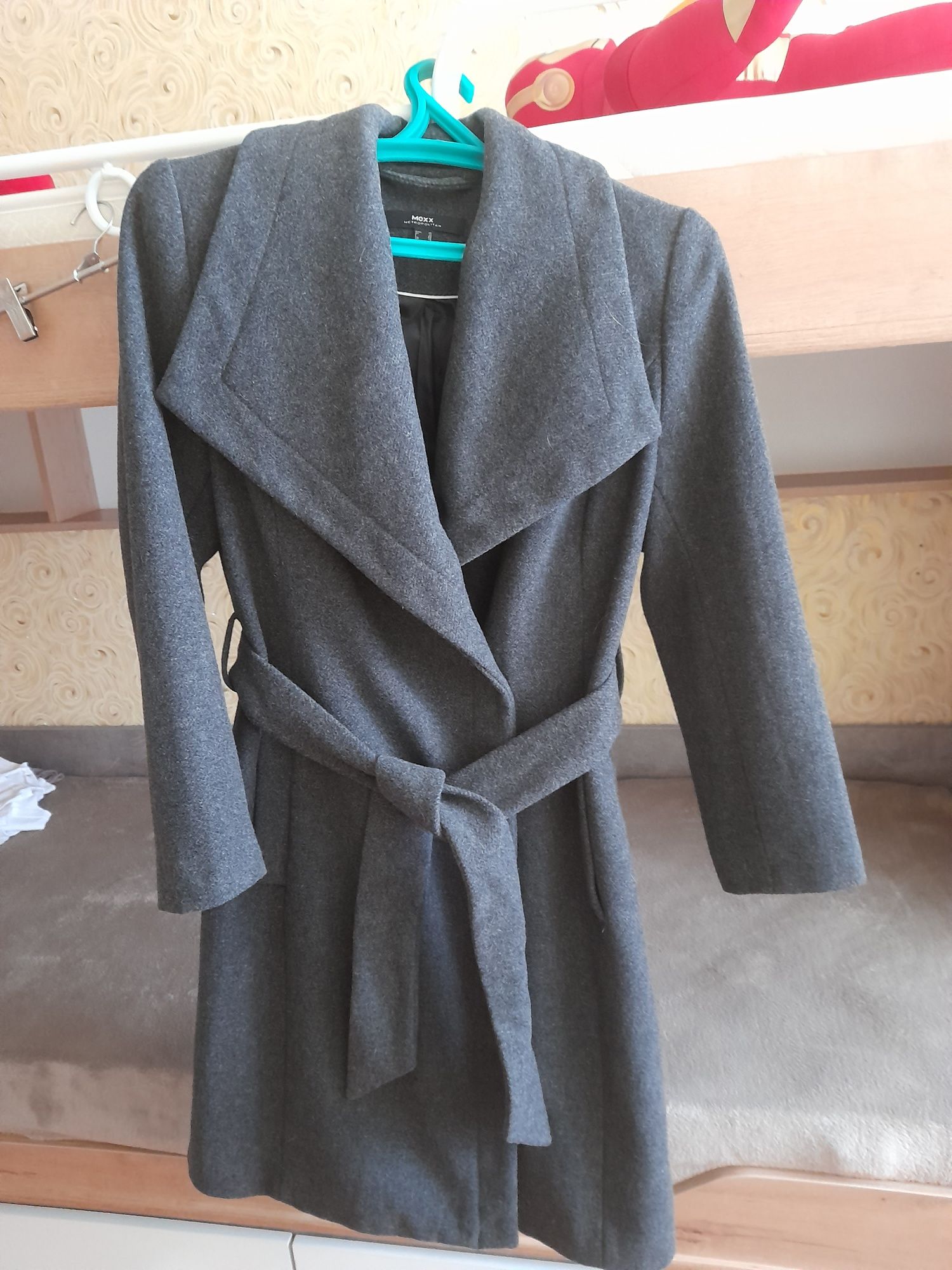 Женское пальто осень размер 46-48