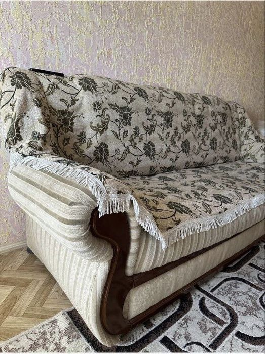Срочно продам  диван и два кресла