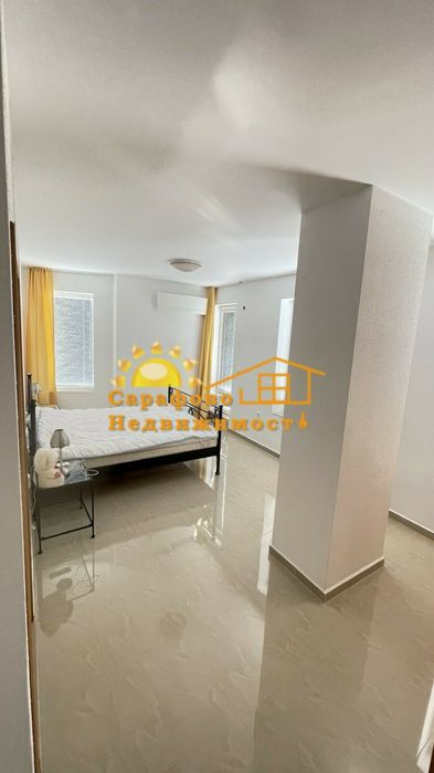 Продажба 4-стаен гр. Бургас - Сарафово 250m²