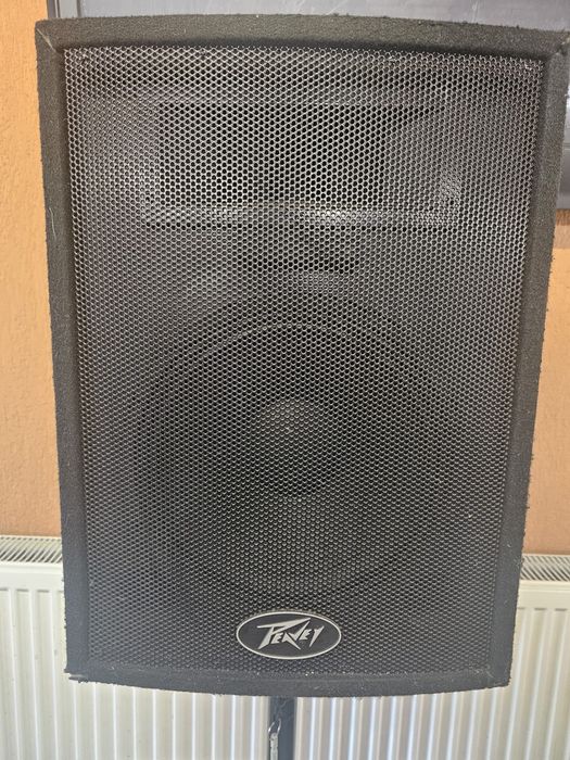 Vand 2 boxe PEAVEY pasive500w