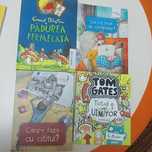 Vând Cărți de la Editura Arthur/ Atlasul lumii pentru elevi