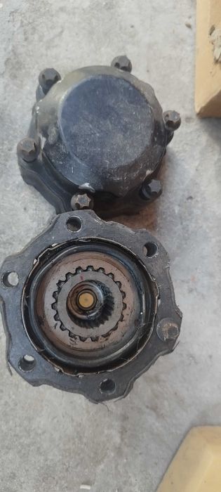 Автоматични оригинални хъбове за Сузуки Джимни 1999 год