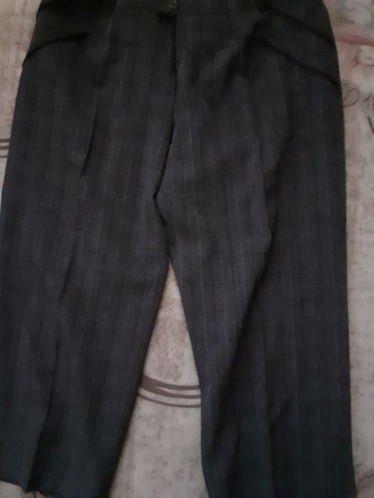 Модерен официален костюм за поводи