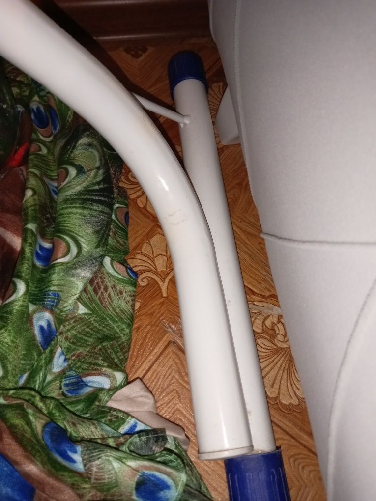 Продам гладильную  доску 120*40