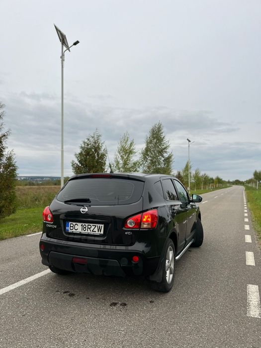 Vând Nisan Qashqai