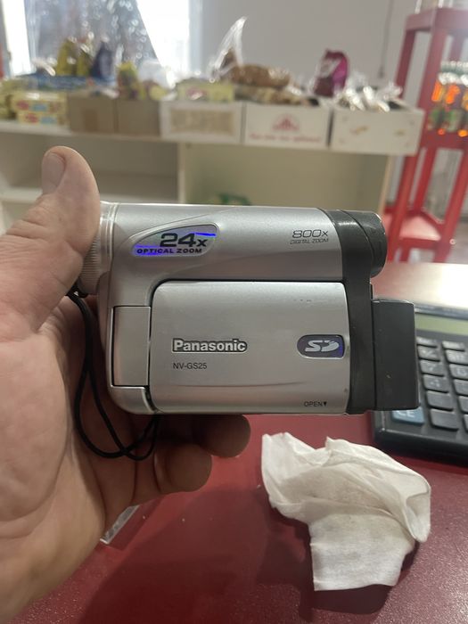 Продам видеокамеру