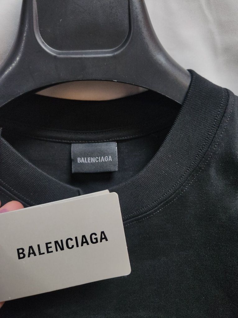 Balenciaga тениска НАМАЛЕНА