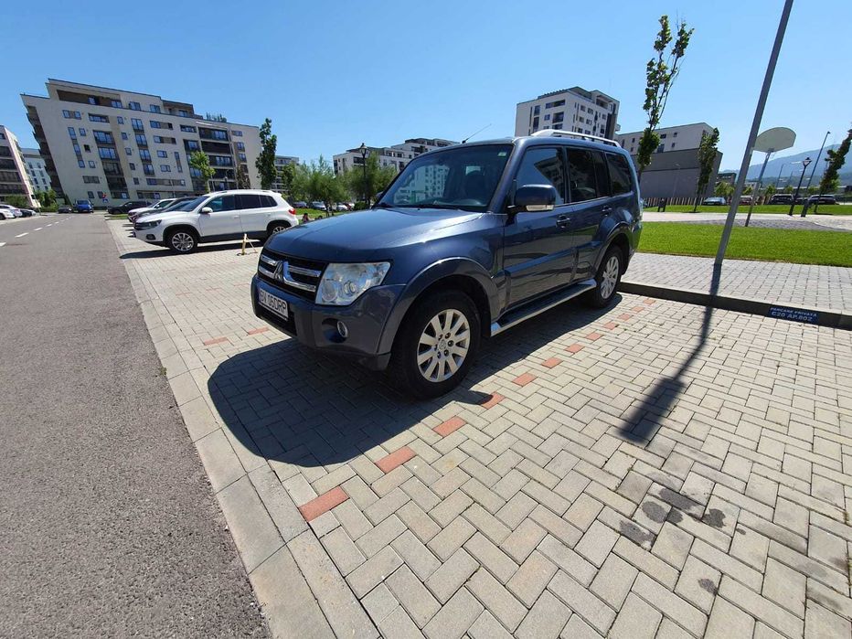 Mitsubishi Pajero IV AUTOUTILITARA