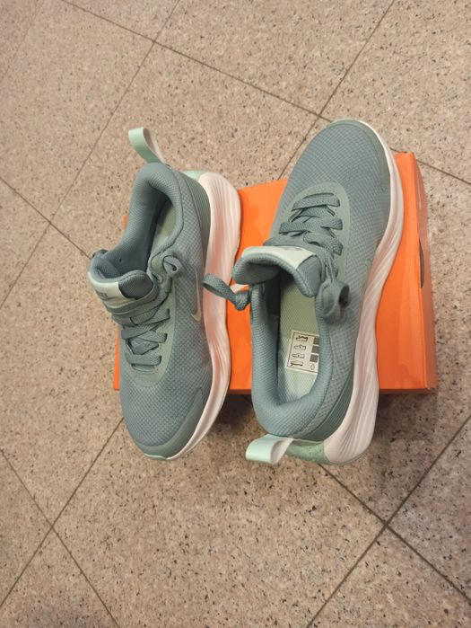 Дамски маратонки Nike 36 номер