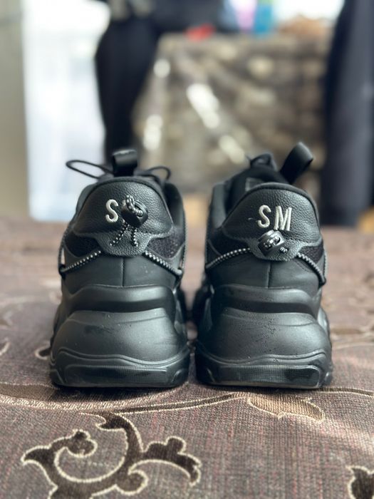 Оригинални обувки на Steve Madden