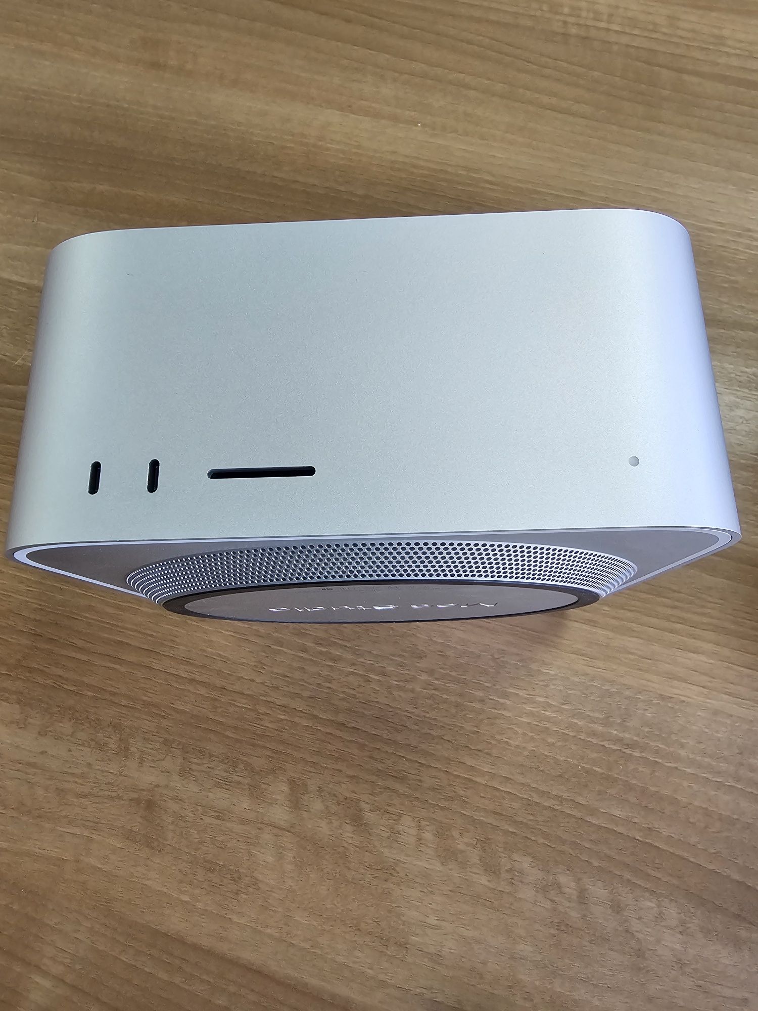 Apple Mac Studio M1 Max 32GB 1TB+2TB SSD в полном комплекте